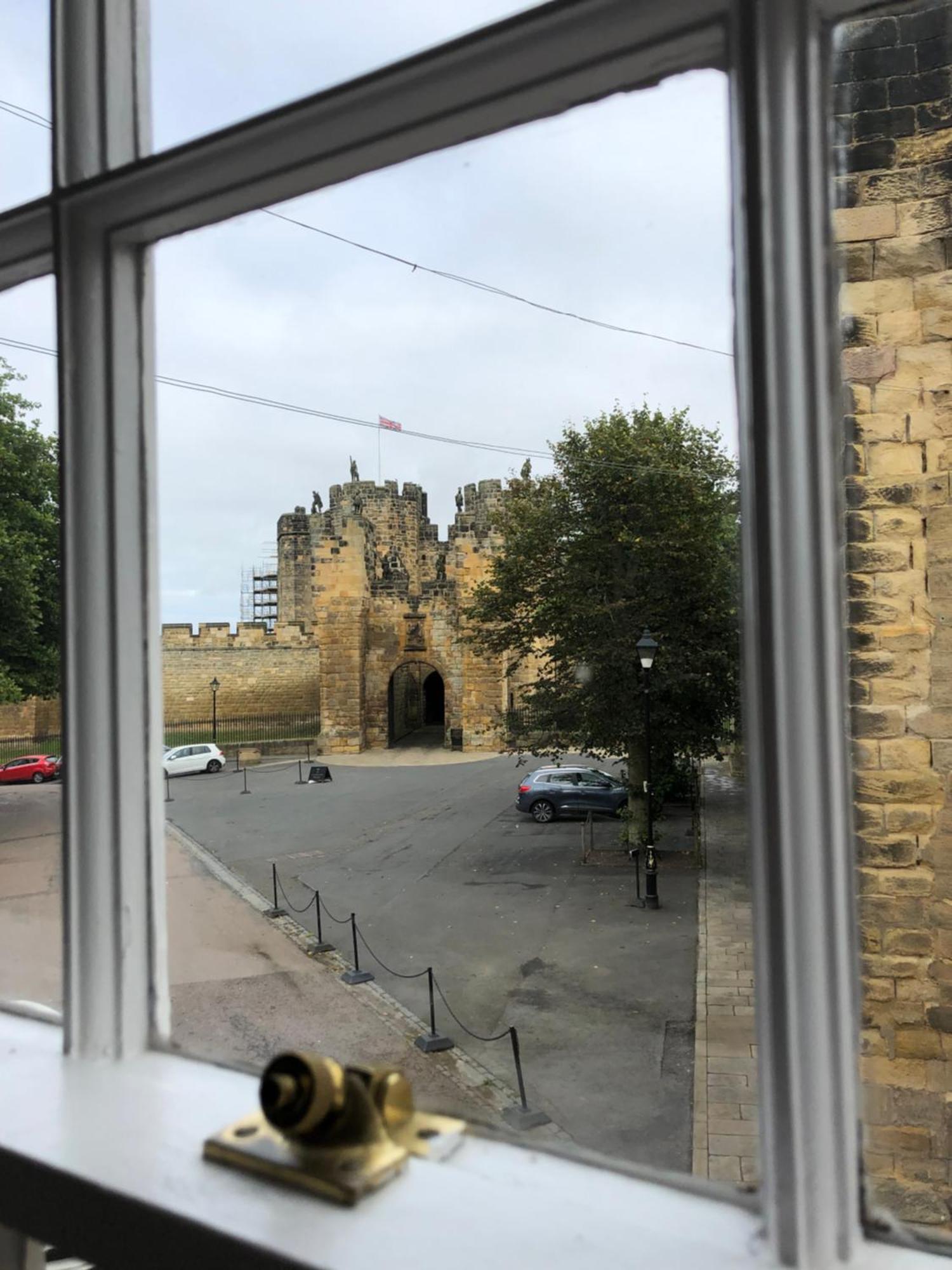 Lionsgate View - Luxury Apartment Opposite Alnwick Castle Экстерьер фото